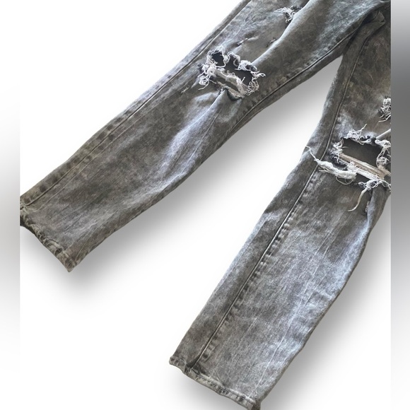 PacSun Stacked Skinny Fit Ripped Light Indigo Black Jeans  Size W32/…Normcore - Picture 7 of 14